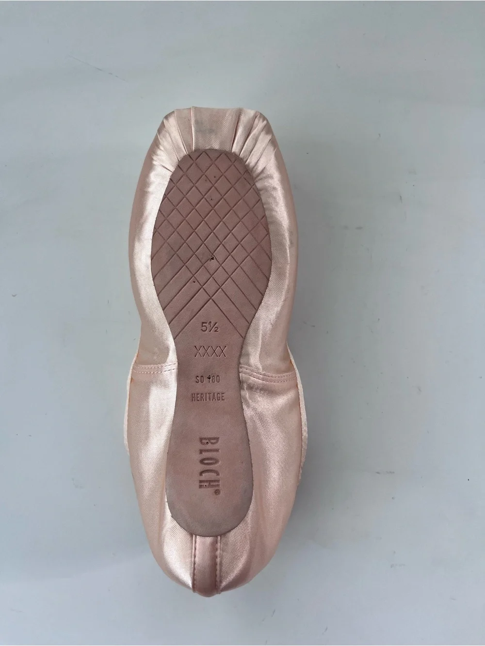 BLOCH Pointe Shoes 5.5
